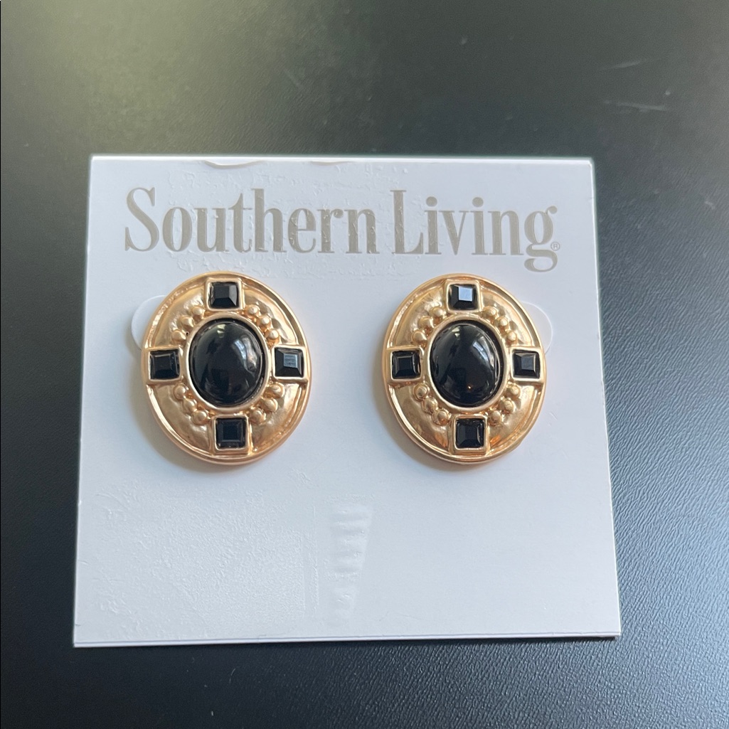 Southern Living Black And Gold Statement Earrings 20$